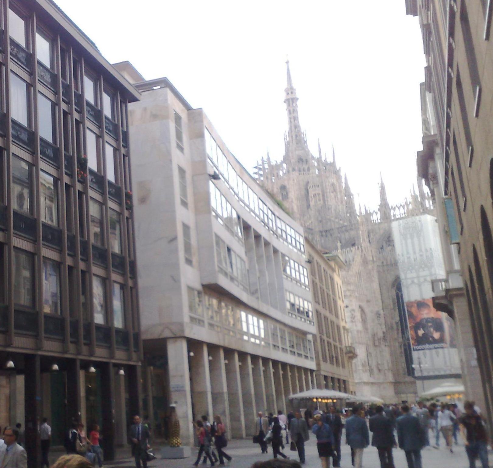 Duomo Intero Appartamento Milão Exterior foto